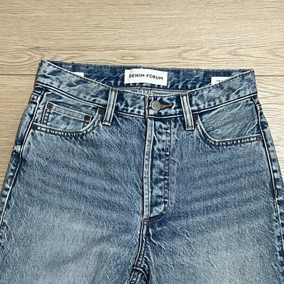 Denim Forum The Nina Mid Thigh Short Sz 25 - Picture 11 of 12